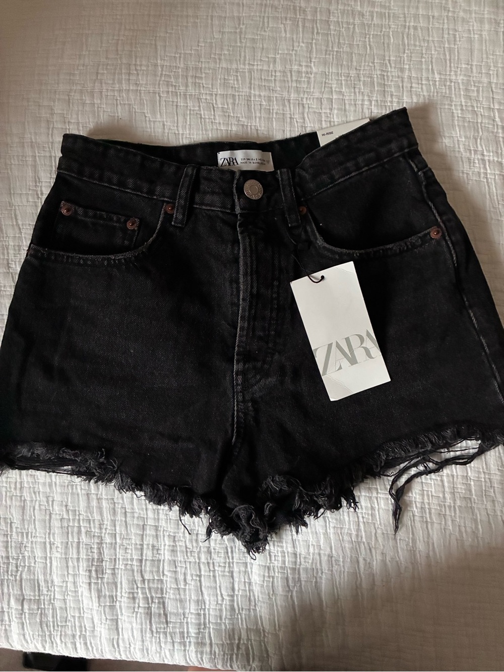Zara Black High-Rise Frayed Denim Shorts